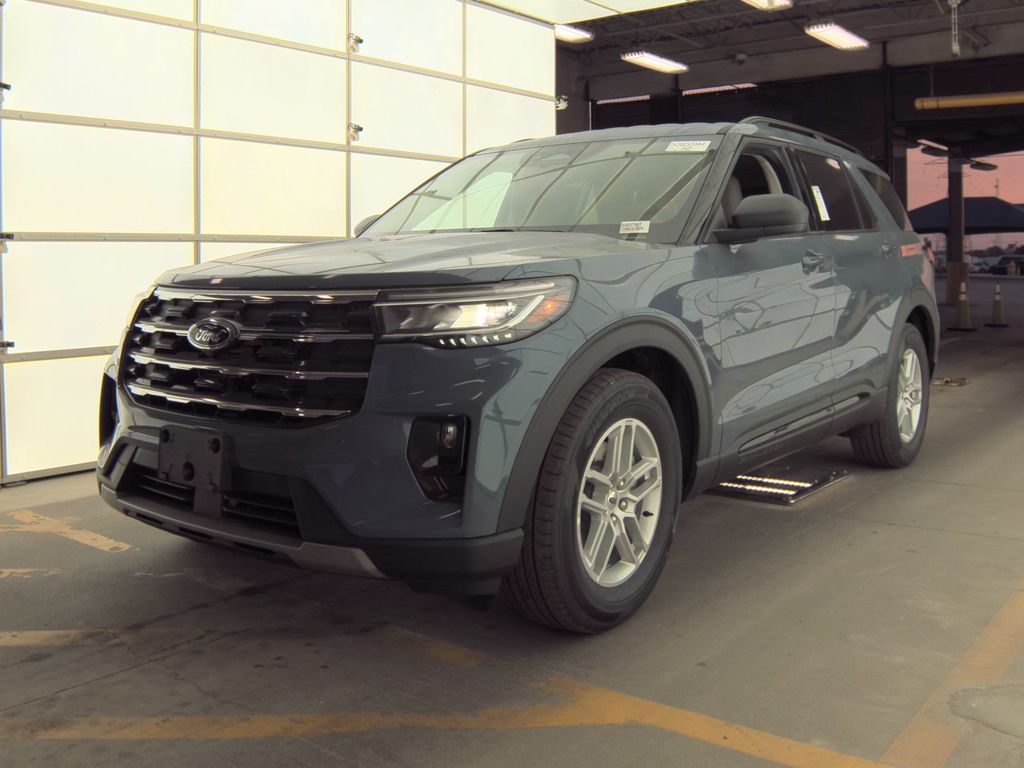2026 Ford Explorer Active photo