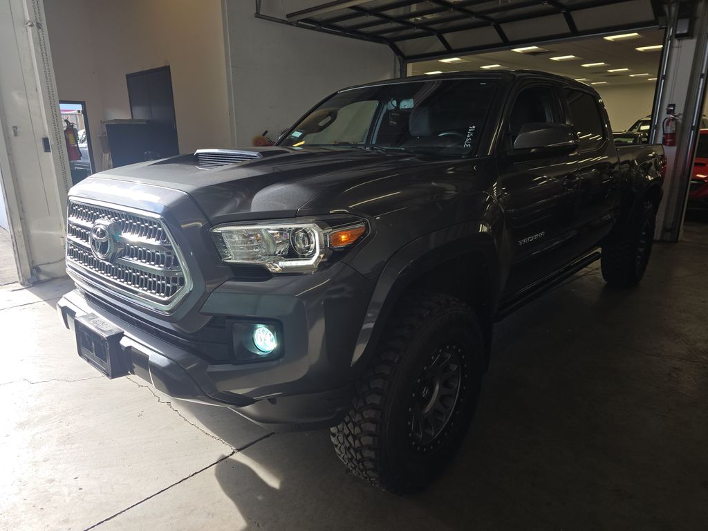 2017 Toyota Tacoma TRD Sport photo