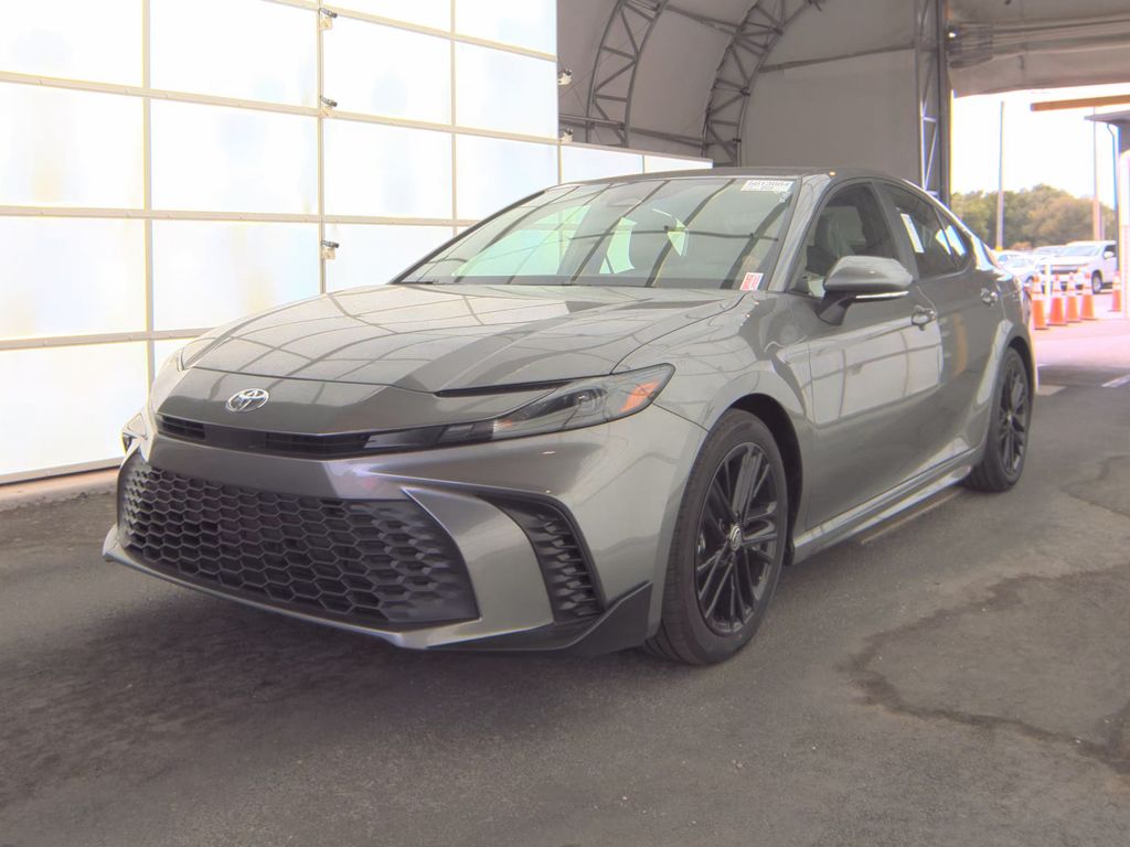 2025 Toyota Camry SE photo