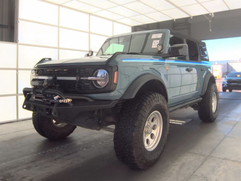 2021 Ford Bronco Badlands photo