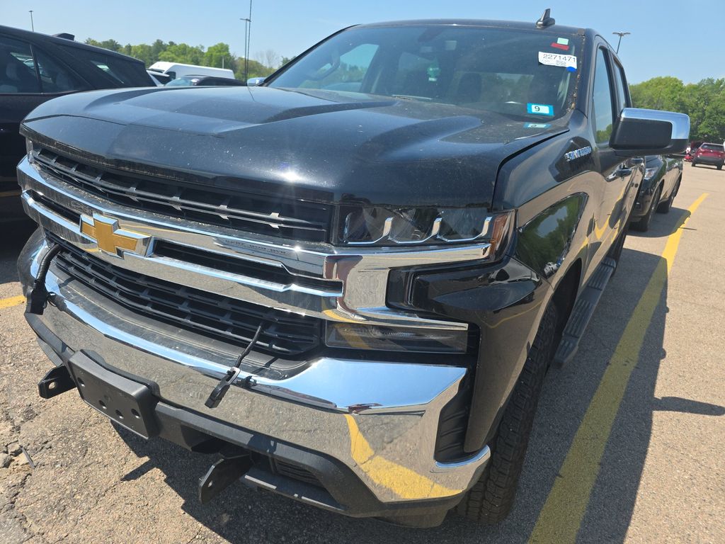 2021 Chevrolet 1500 SLV LT photo