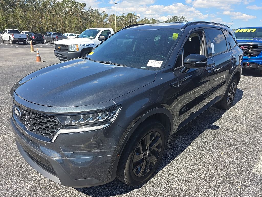 2021 Kia Sorento S photo