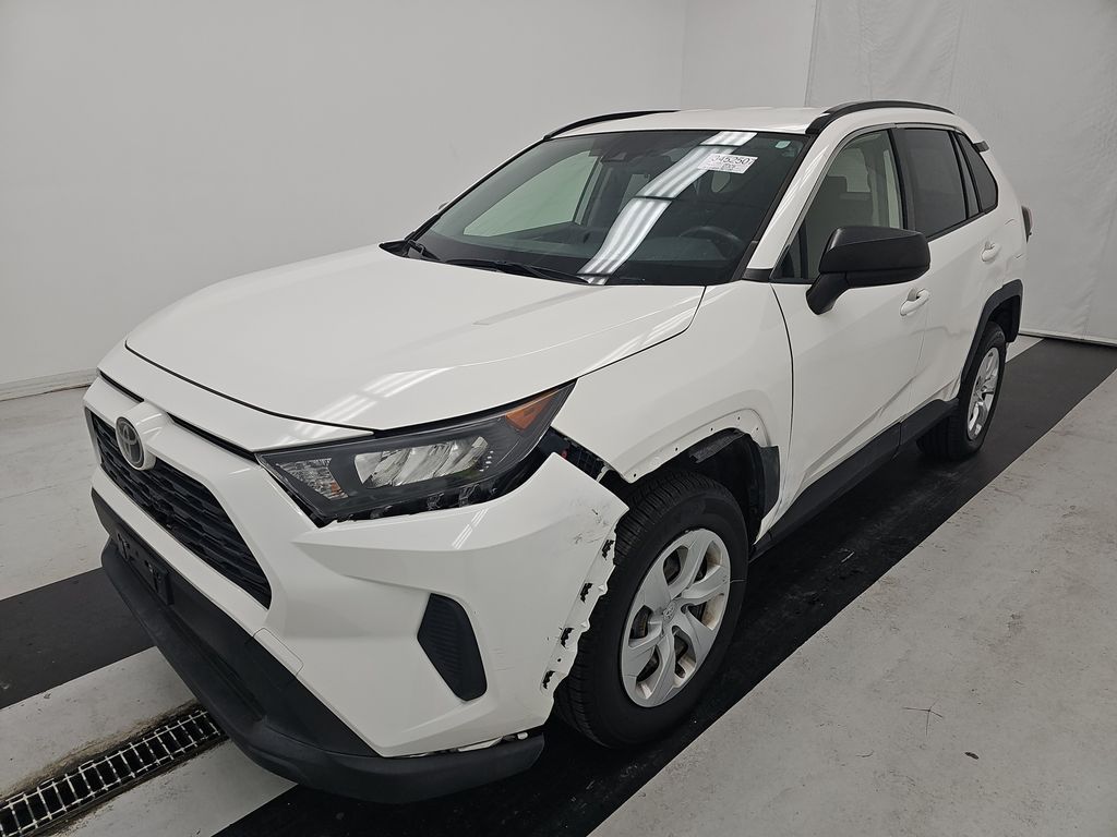 2021 Toyota RAV4 LE photo