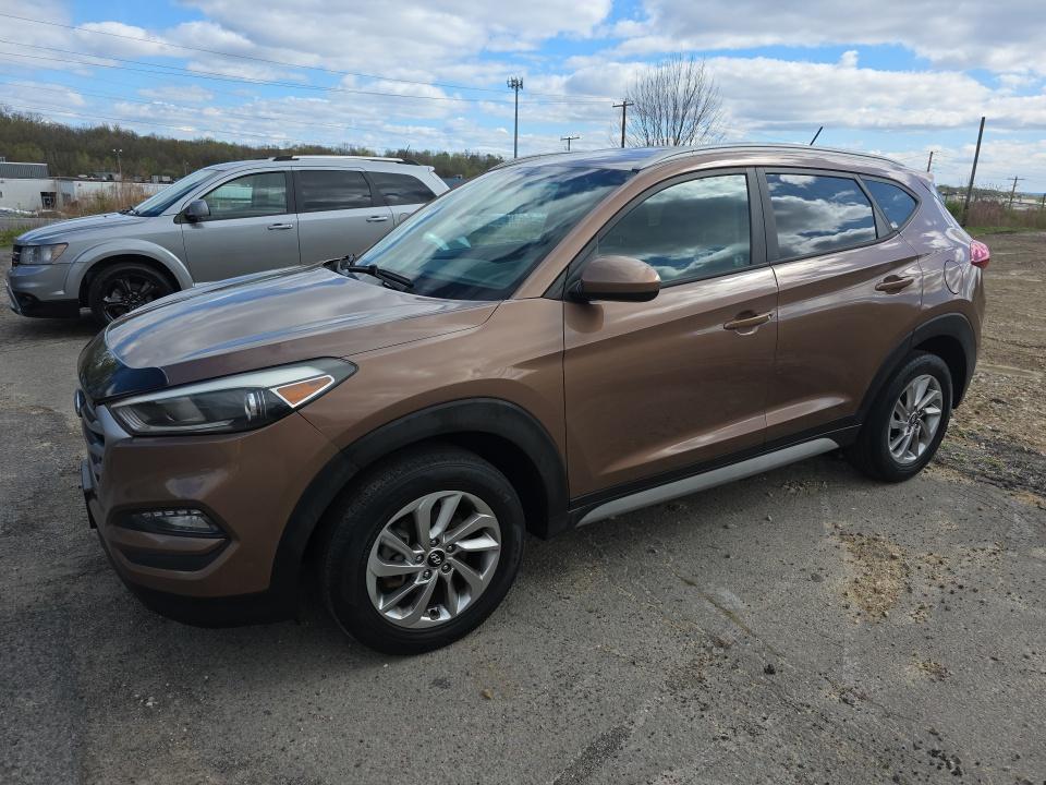 2017 Hyundai Tucson SE photo