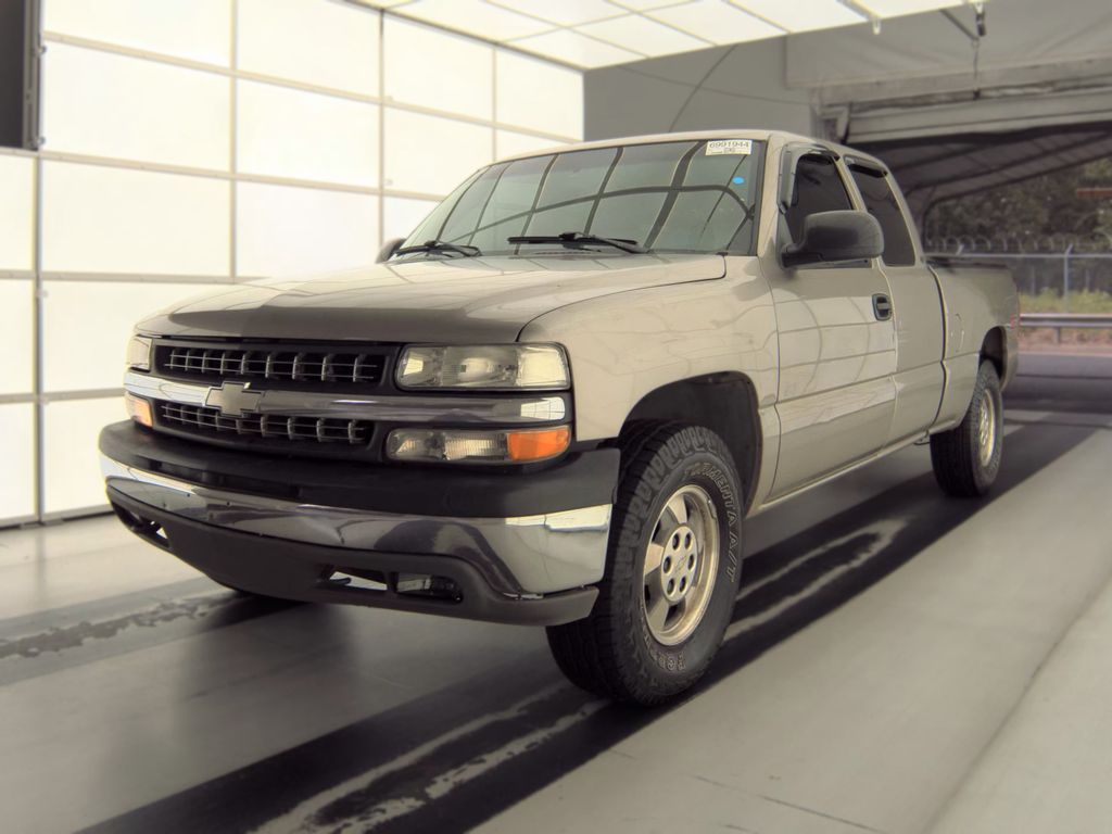 2000 Chevrolet 1500 Silver LT photo