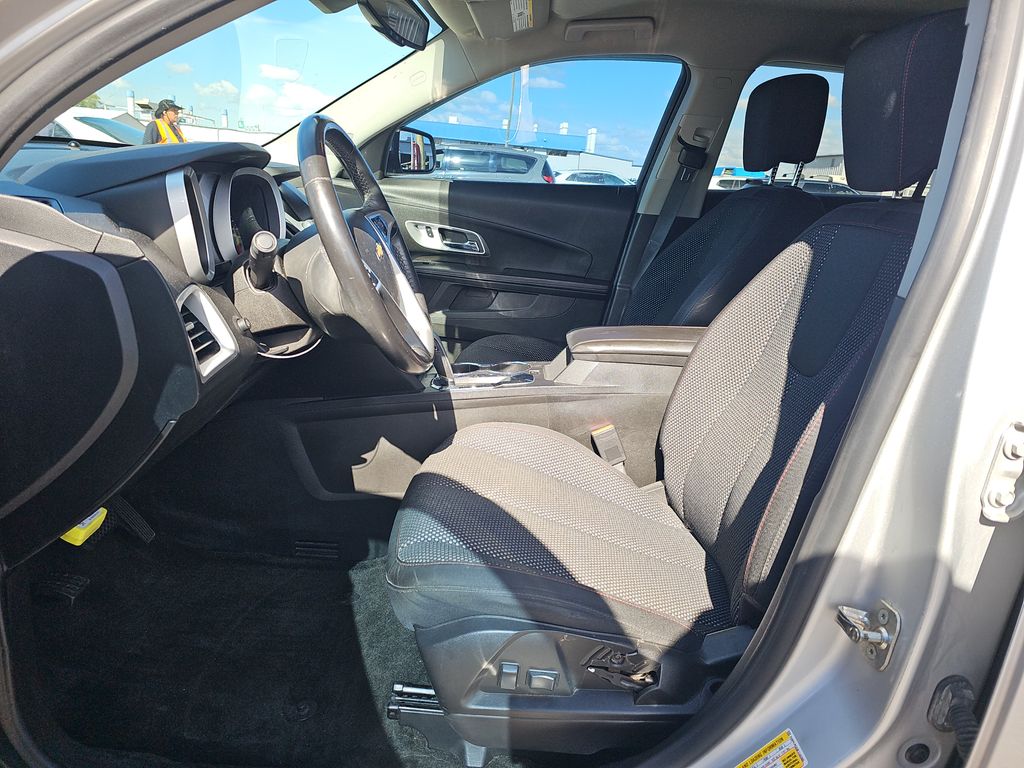 2015 Chevrolet Equinox LT photo