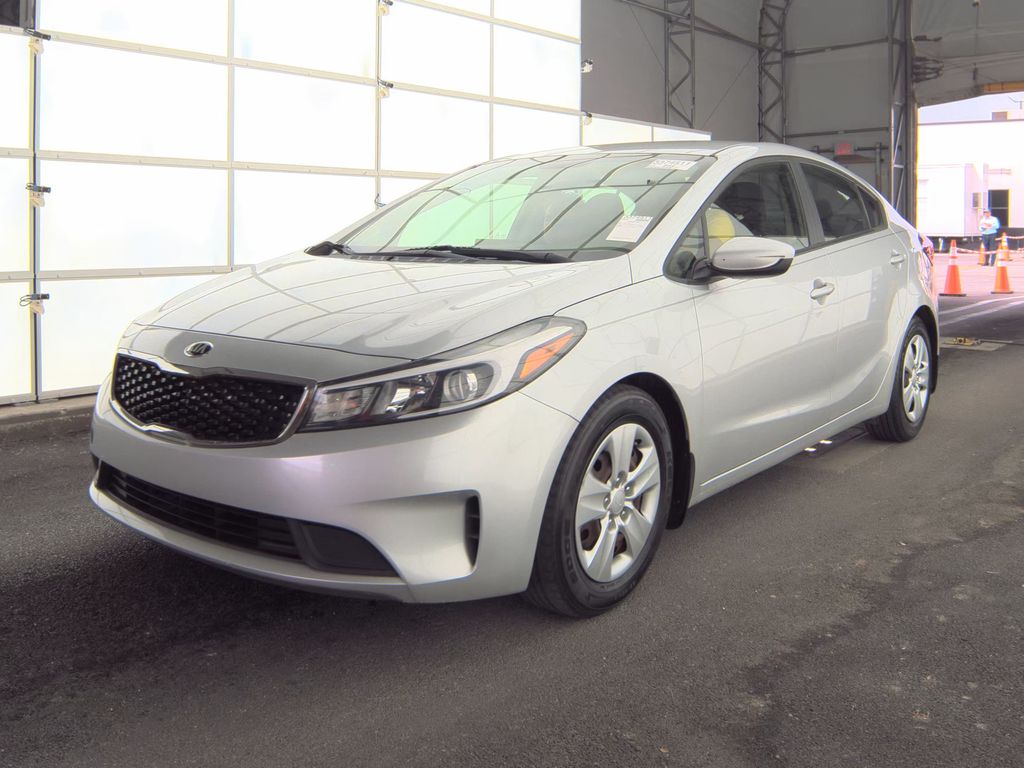 2017 Kia Forte LX photo