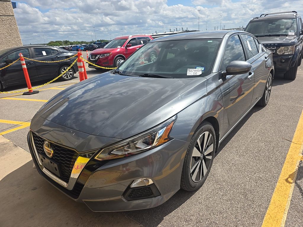 2021 Nissan Altima 2.5 SV photo