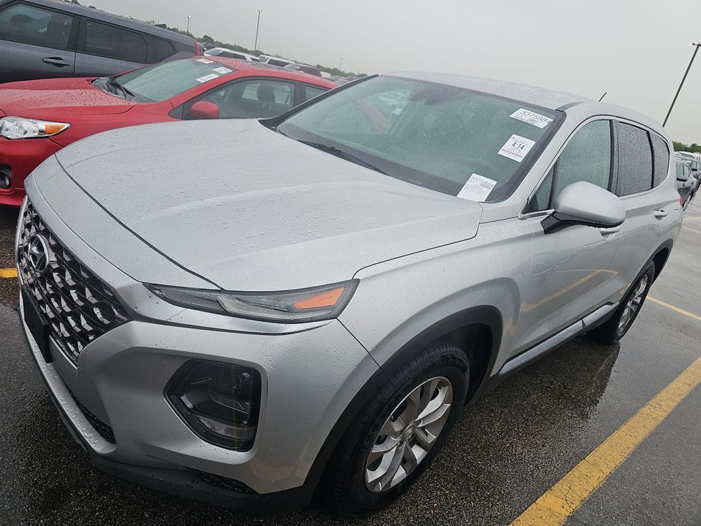 2019 Hyundai Santa Fe SE photo
