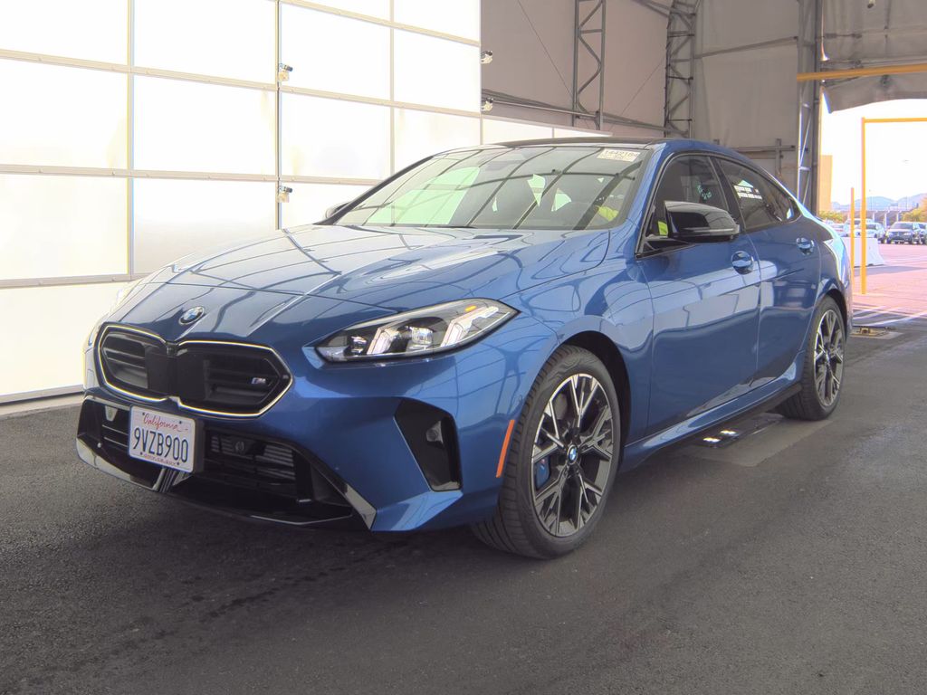 2026 BMW 2 Series M235 Xdriv photo
