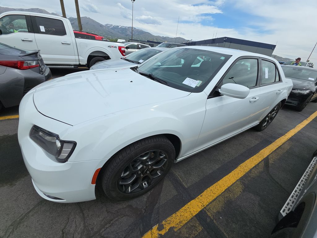2017 Chrysler 300 300S photo