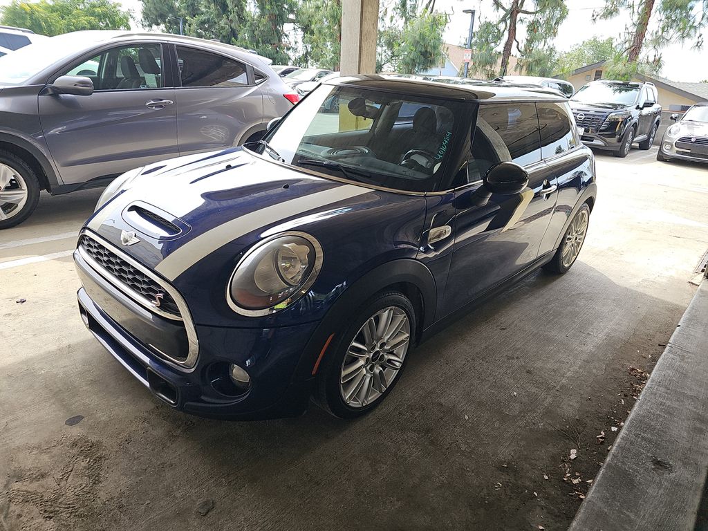2014 MINI Hardtop S photo