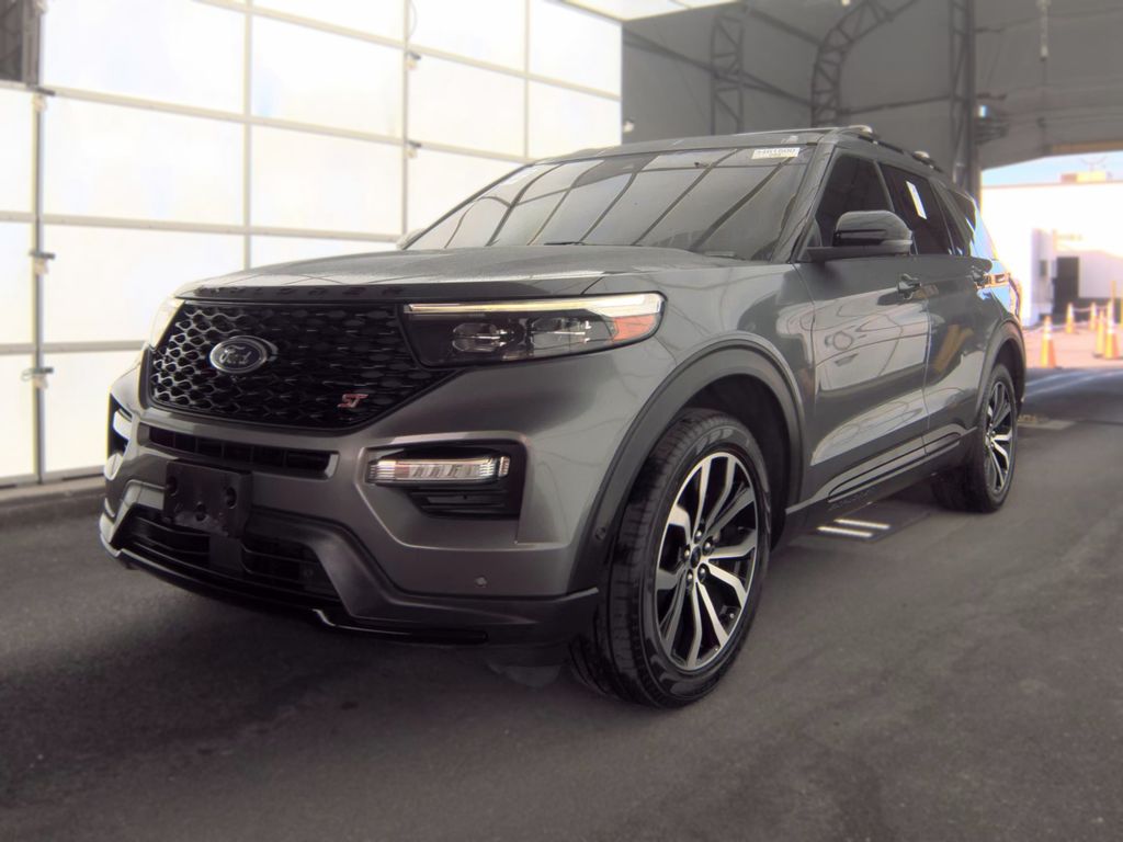 2021 Ford Explorer ST photo