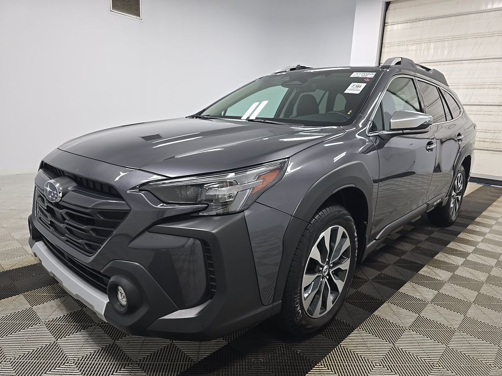 2025 Subaru Outback Touring photo