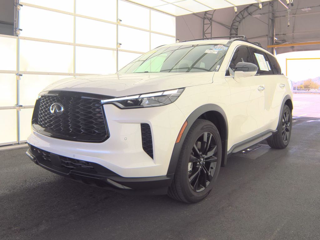 2025 INFINITI QX60 Luxe photo