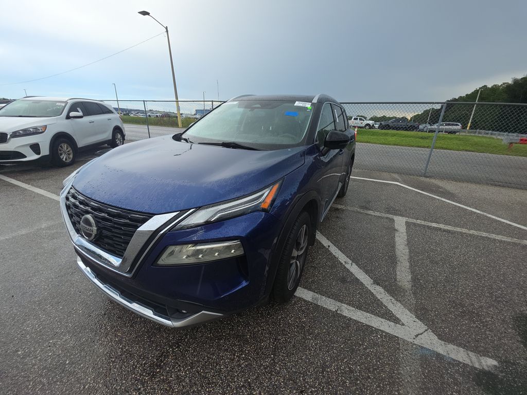 2021 Nissan Rogue Platinum photo