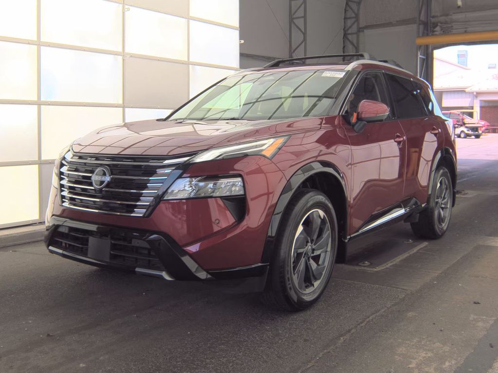 2025 Nissan Rogue Platinum photo