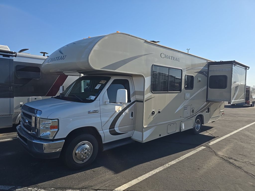 2017 Ford E-450 COM CUT photo