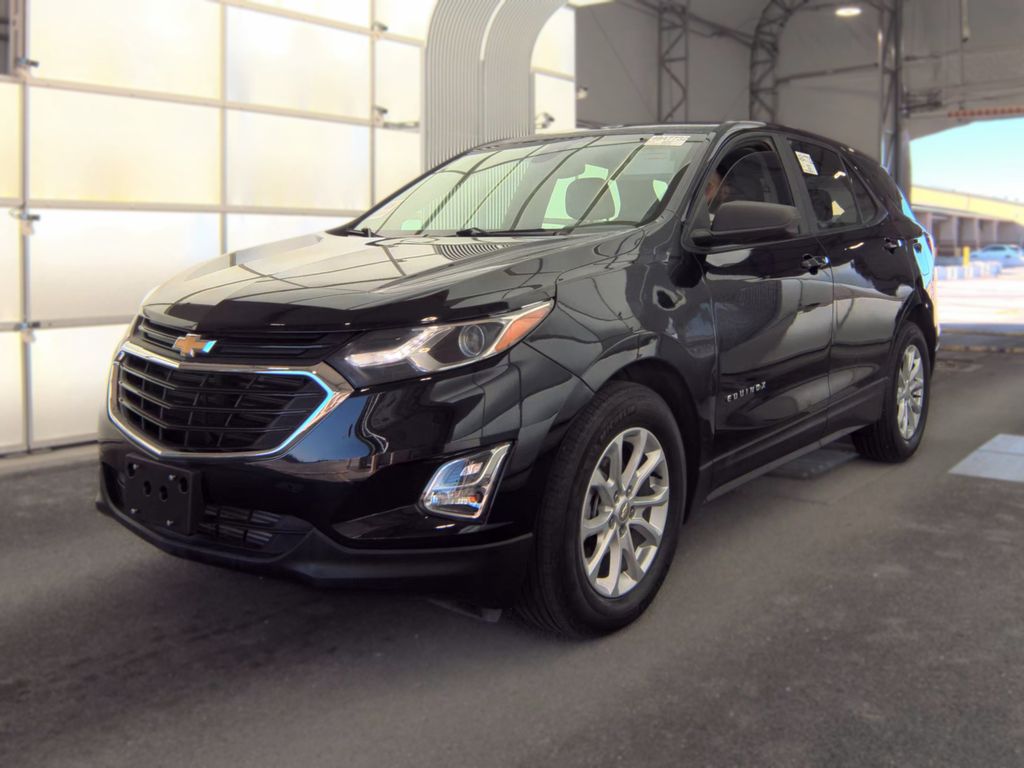 2021 Chevrolet Equinox LS photo