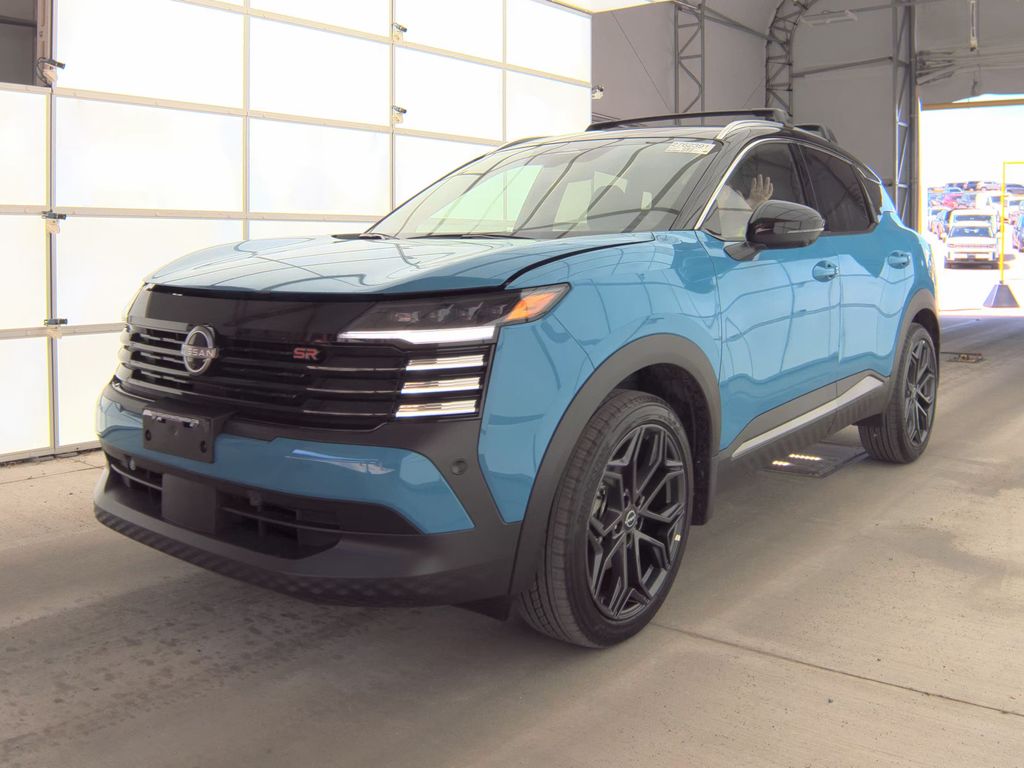 2025 Nissan Kicks SR photo