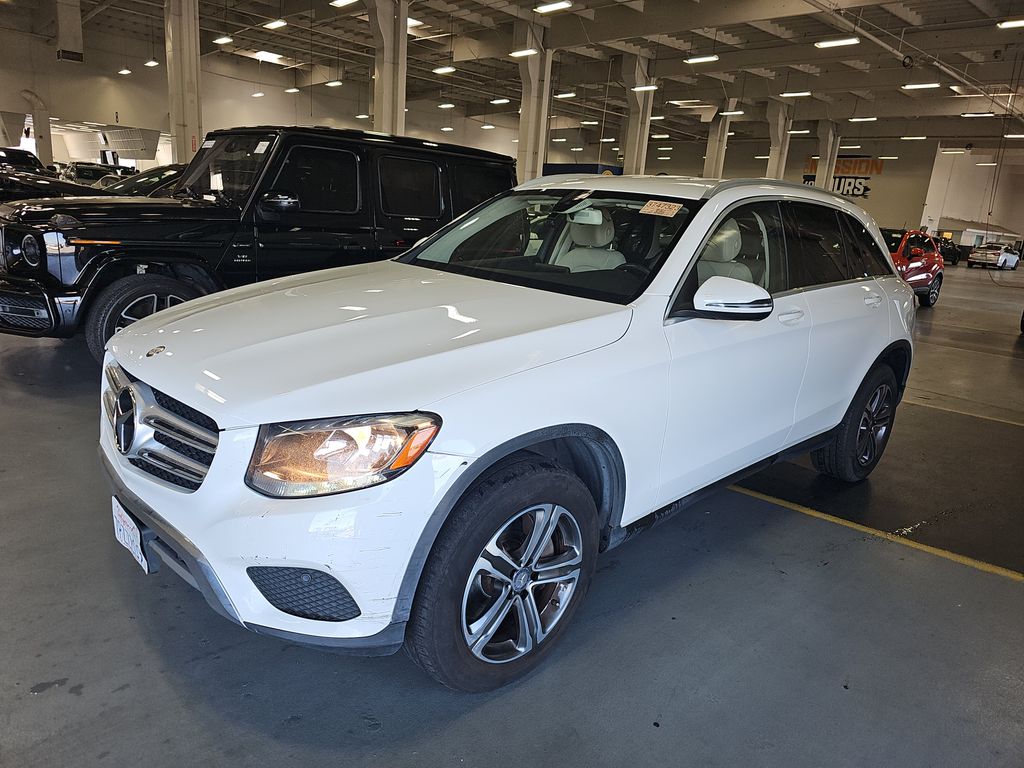2016 Mercedes-Benz GLC GLC300 photo