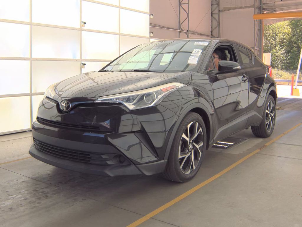 2018 Toyota C-HR XLE photo