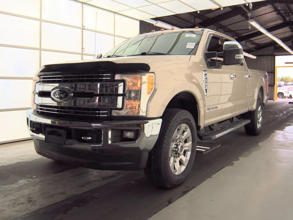 2017 Ford F-250 Lariat photo