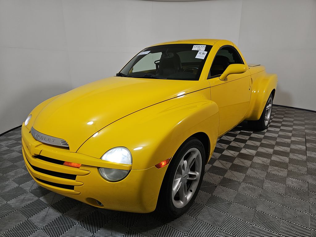 2004 Chevrolet SSR RG LS photo