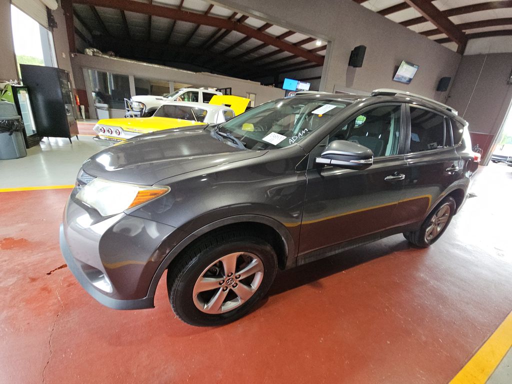 2015 Toyota RAV4 XLE photo