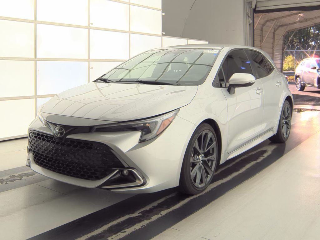 2025 Toyota Corolla XSE photo