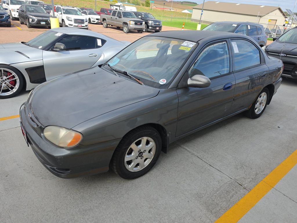 2001 Kia Sephia LS photo
