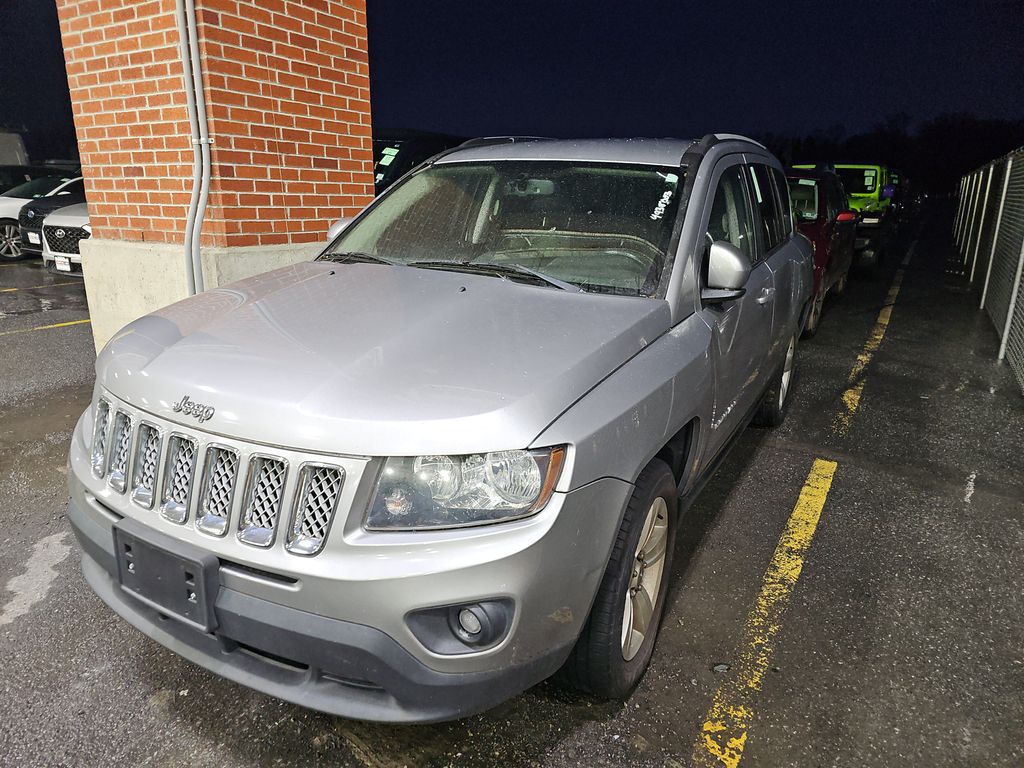 2016 Jeep Compass Latitude photo