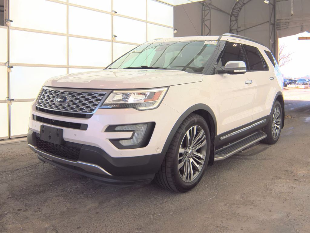 2017 Ford Explorer Platinum photo