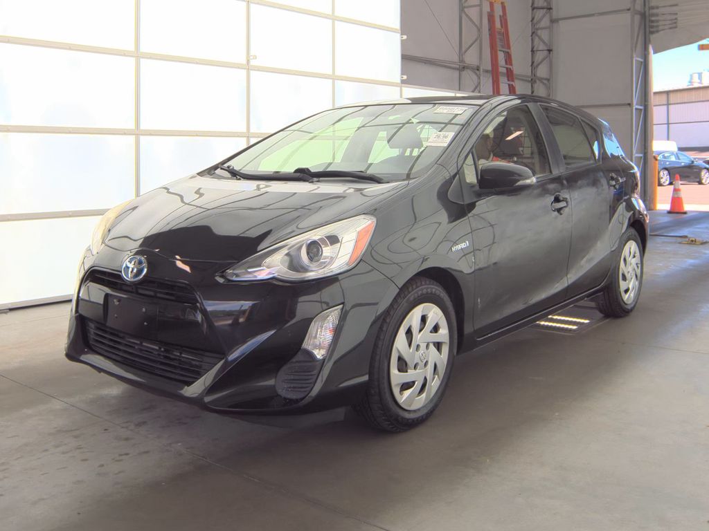 2016 Toyota Prius TWO photo