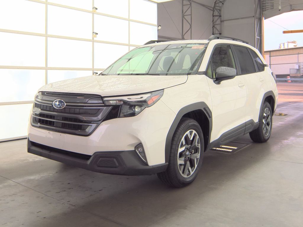 2025 Subaru Forester Premium photo