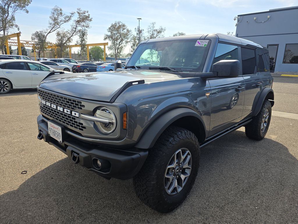 2025 Ford Bronco Badlands photo