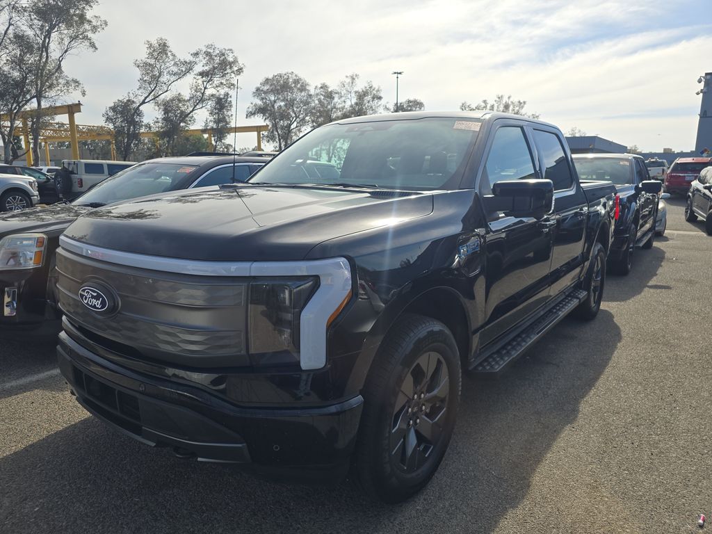 2025 Ford F-150 Lariat photo