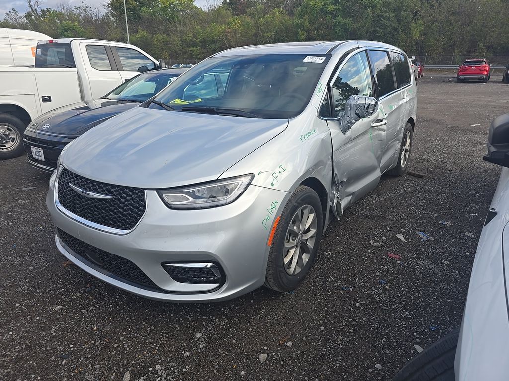 2026 Chrysler Pacifica Limited photo