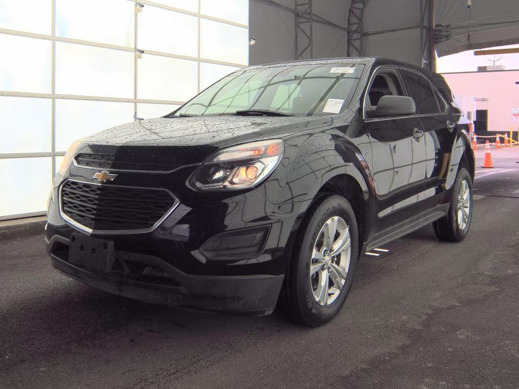 2017 Chevrolet Equinox LS photo