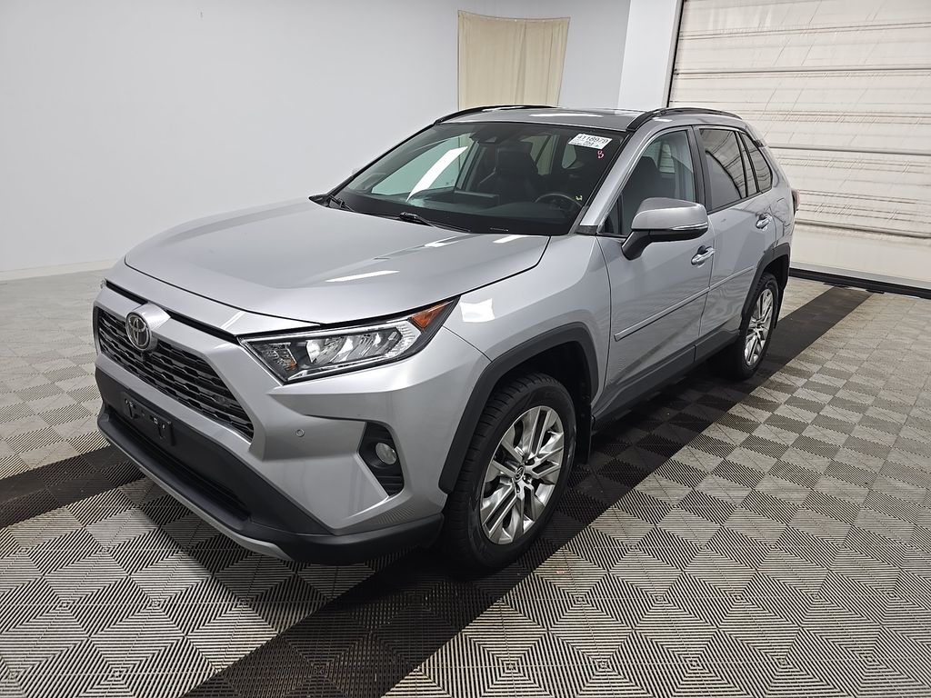 2021 Toyota RAV4 Limited photo