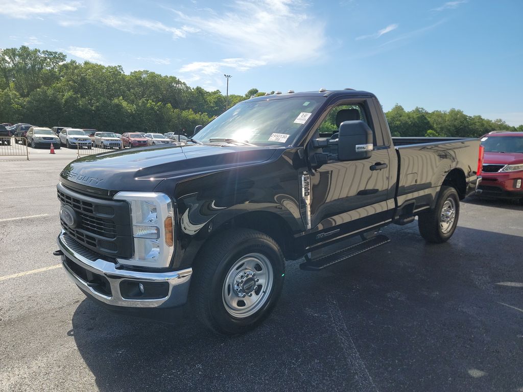 2024 Ford F-350 XL photo