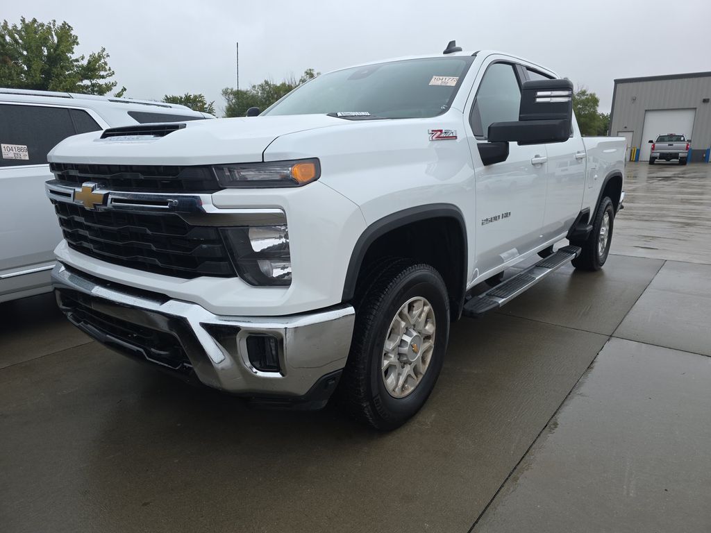 2026 Chevrolet 2500HD LT photo