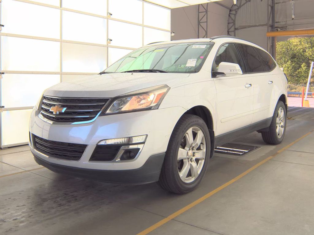 2017 Chevrolet Traverse 1LT photo