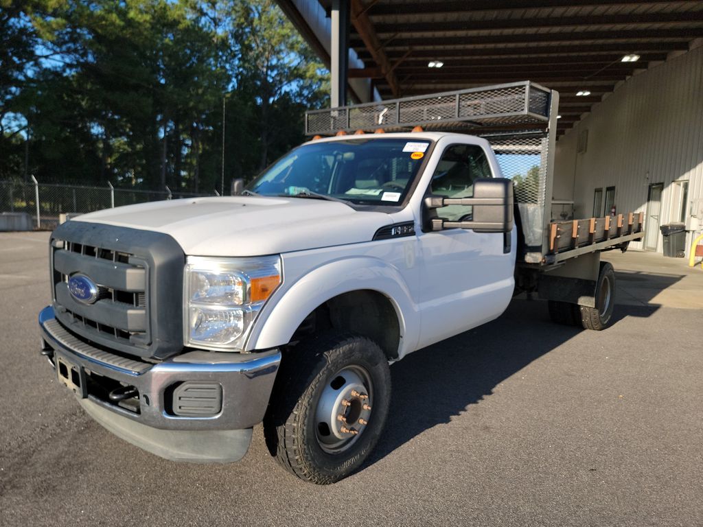 2015 Ford F-350 DRW XL photo