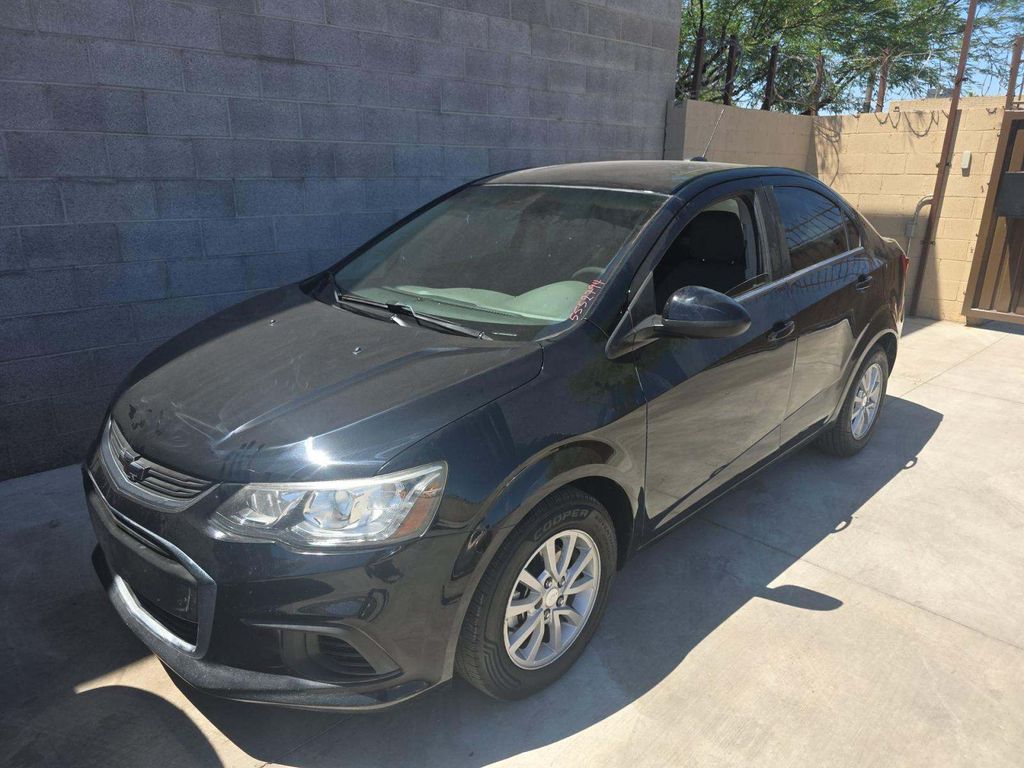 2018 Chevrolet Sonic LT photo