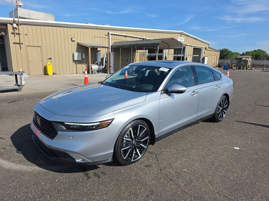 2025 Honda Accord Touring photo