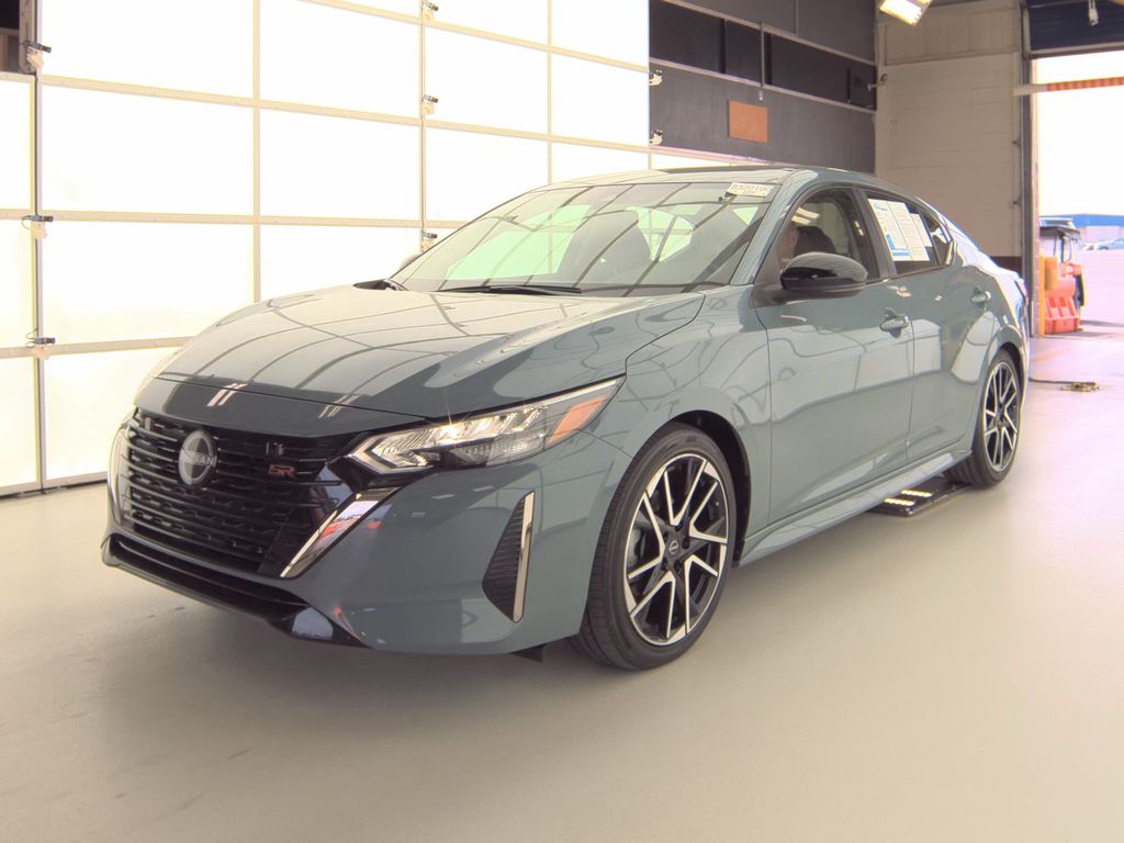 2025 Nissan Sentra SR photo