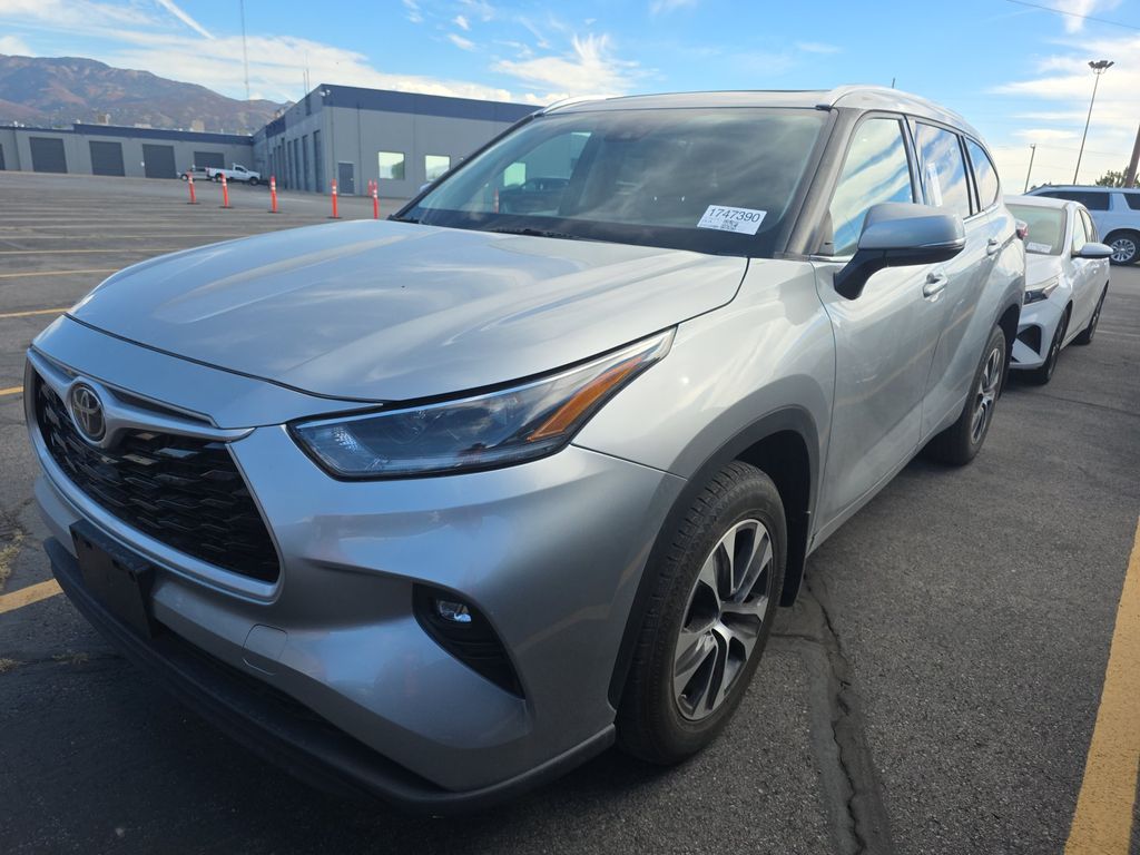 2021 Toyota Highlndr XLE photo