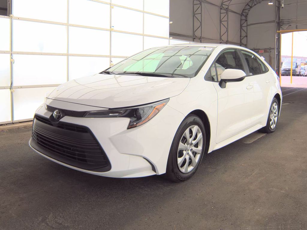 2026 Toyota Corolla LE photo