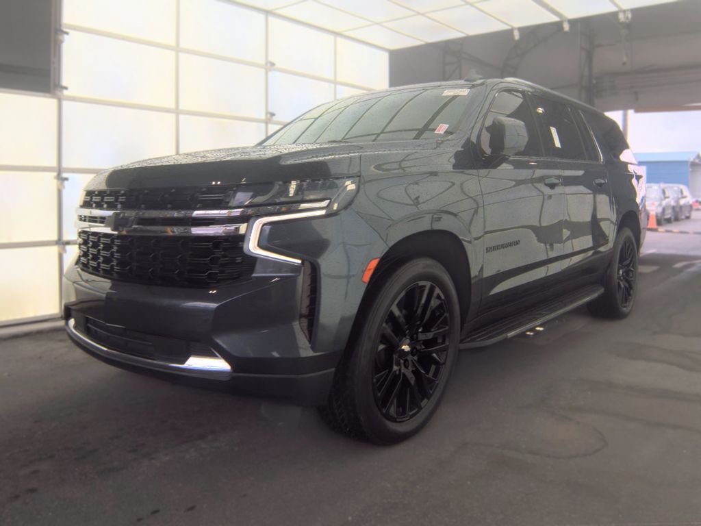 2021 Chevrolet Suburban LS photo